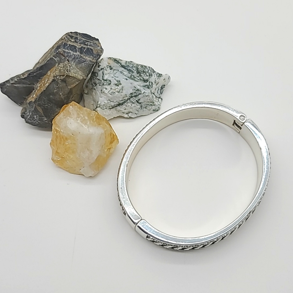 RARE $78 Brighton "Chain Reaction" Hinged Bangle w Dual Rows of Pavè Crystals 💎 - Picture 9 of 13